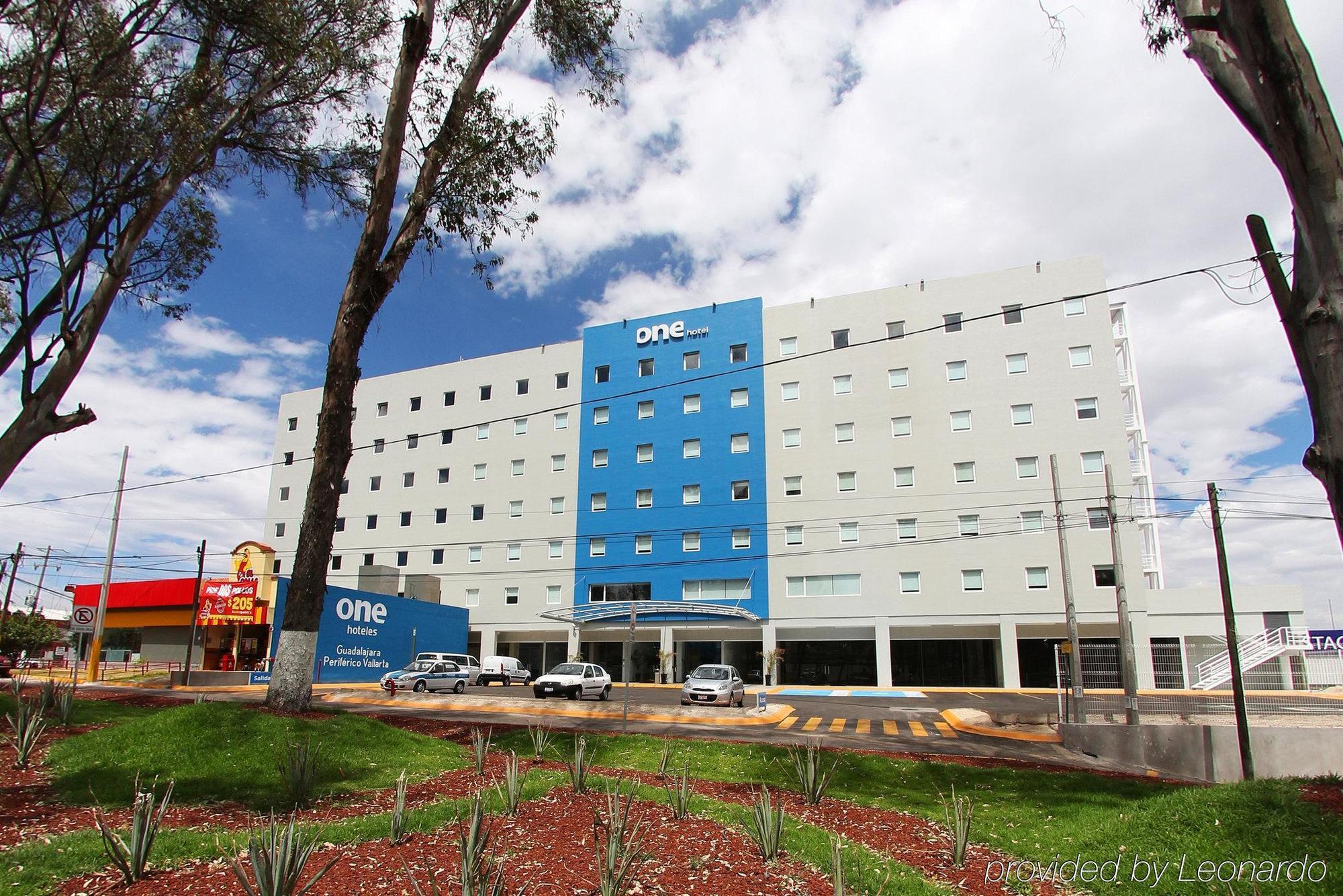 One Guadalajara Periferico Poniente Hotel Zapopan Exterior photo