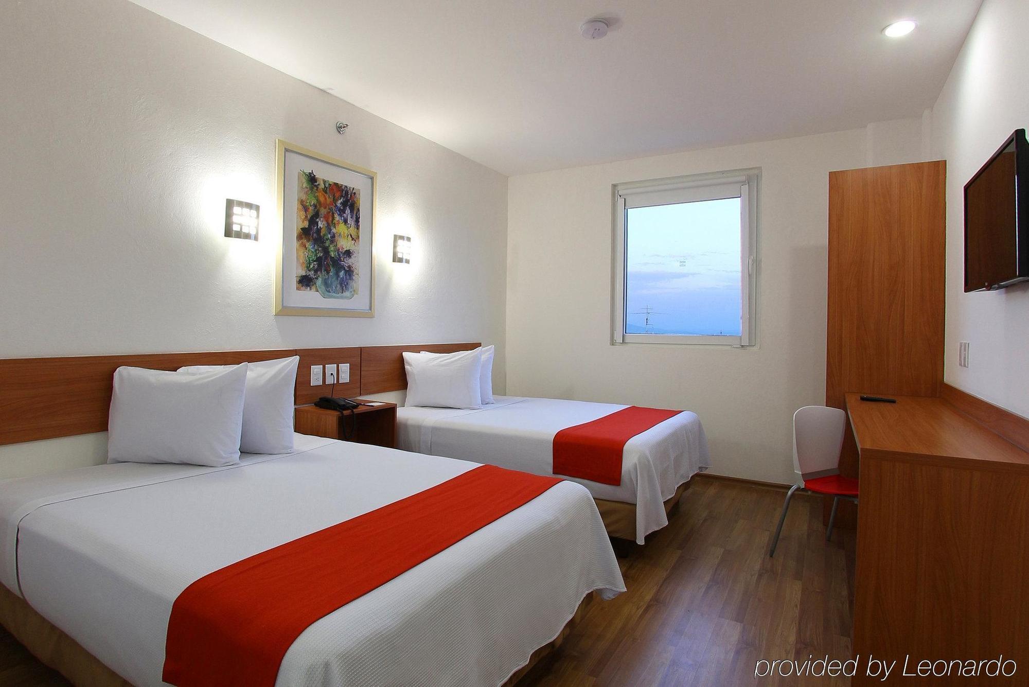 One Guadalajara Periferico Poniente Hotel Zapopan Room photo